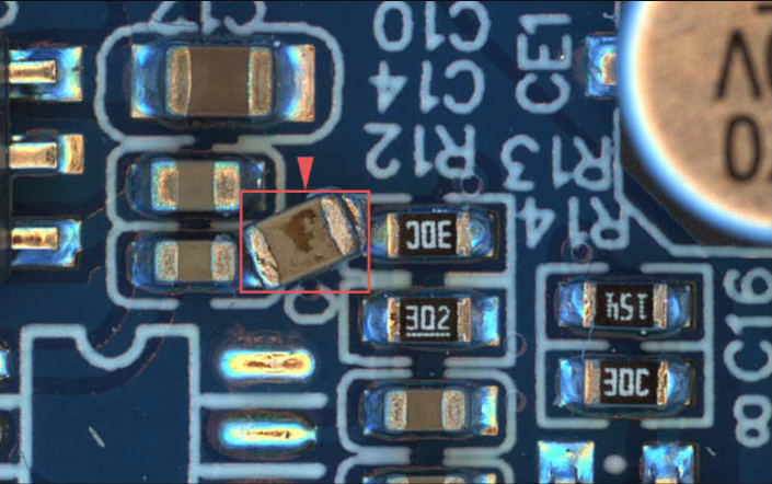 Dropped component between mounted parts, with the surrounding pads and detection box